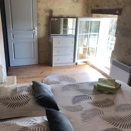 Pause Quelque Part ... Nyaraló *